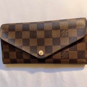 Louis Vuitton Josephine Wallet